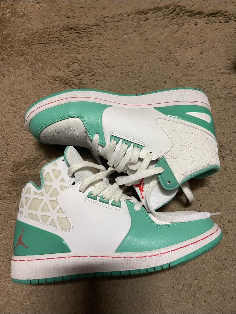 Jordan Box Label — White/Infrared/Green Accents